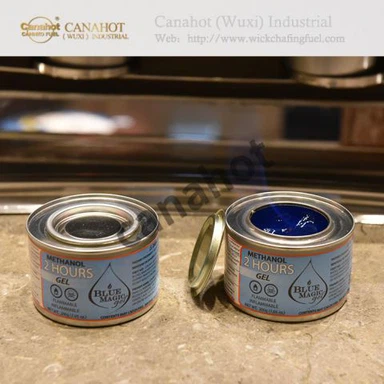 Zbiornik paliwa z metalową puszką na etanol